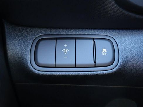 New 2026 Hyundai Venue SEL image 16