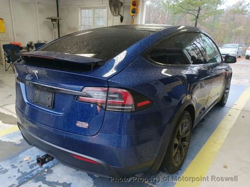Used 2022 Tesla Model X Plaid image 24