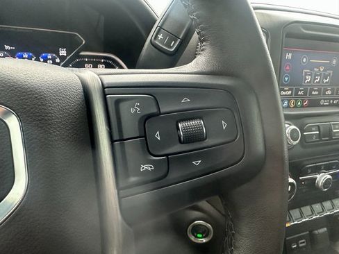 Used 2022 GMC Sierra 2500 Denali w/ Denali Black Diamond Edition image 48