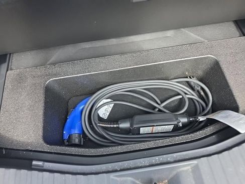 Certified 2023 Subaru Solterra AWD image 3