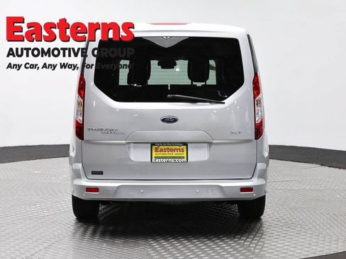 Used 2021 Ford Transit Connect XLT FWD image 6