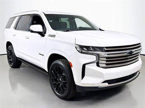 Certified 2024 Chevrolet Tahoe High Country w/ Advanced Technology Package image 3