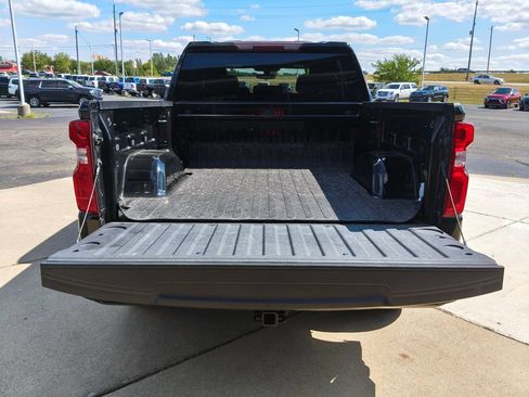 Used 2021 Chevrolet Silverado 1500 Custom AWD/4WD image 11