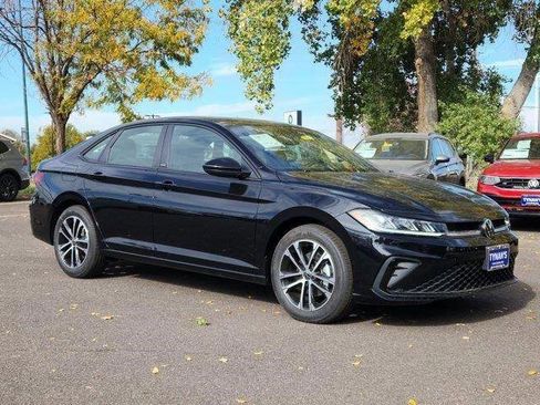 New 2025 Volkswagen Jetta Sport image 9