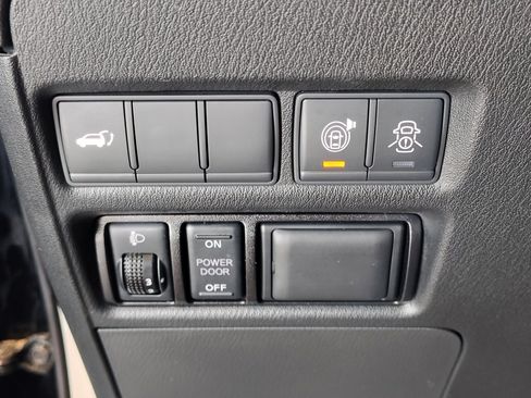 Used 2019 Nissan Armada SL w/ Premium Package RWD image 28