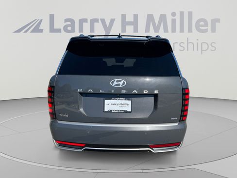 Used 2026 Hyundai Palisade Calligraphy AWD/4WD image 4