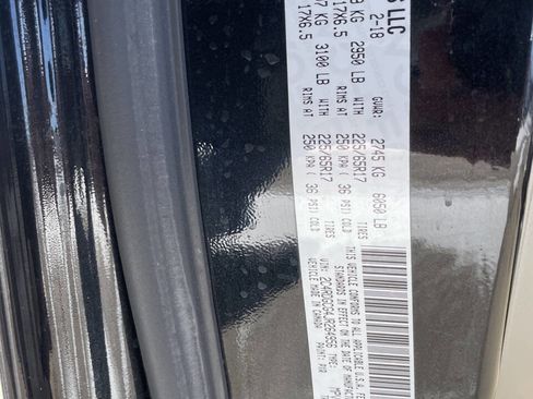 Used 2018 Dodge Grand Caravan SXT image 31