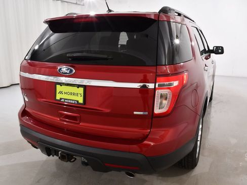 Used 2014 Ford Explorer XLT w/ Equipment Group 202A AWD/4WD image 12