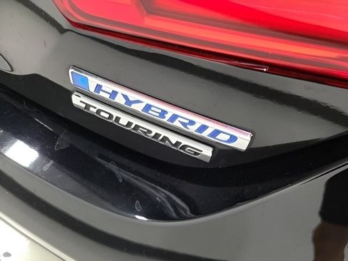 Used 2022 Honda Accord Touring image 8