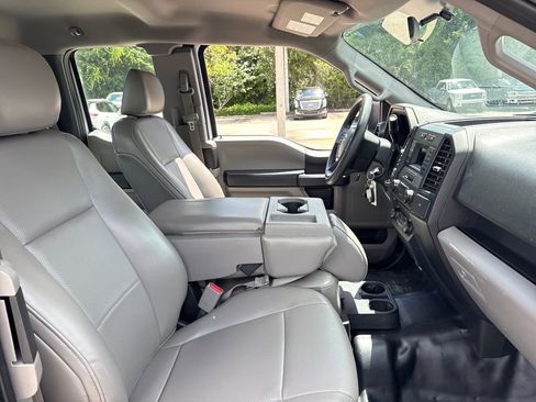 Used 2017 Ford F150 XL w/ Equipment Group 101A Mid RWD image 28