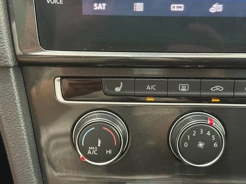 Used 2019 Volkswagen Golf Alltrack SE AWD/4WD image 17