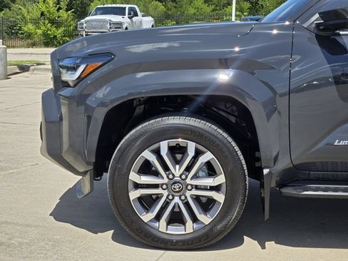 Used 2026 Toyota 4Runner Limited AWD/4WD image 6