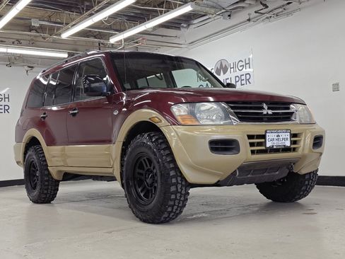 Used 2002 Mitsubishi Montero XLS AWD/4WD image 18