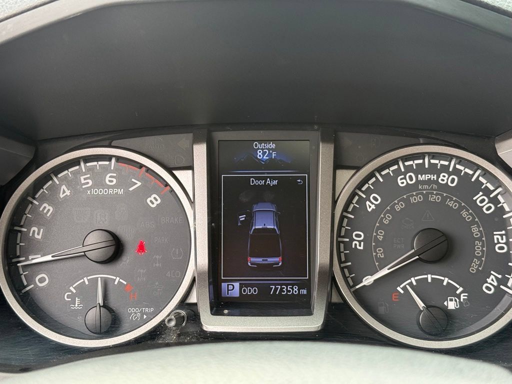 Used 2018 Toyota Tacoma Limited AWD/4WD image 13