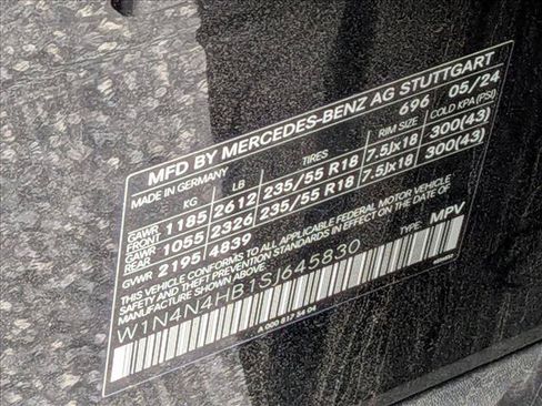 Certified 2025 Mercedes-Benz GLA 250 4MATIC image 17