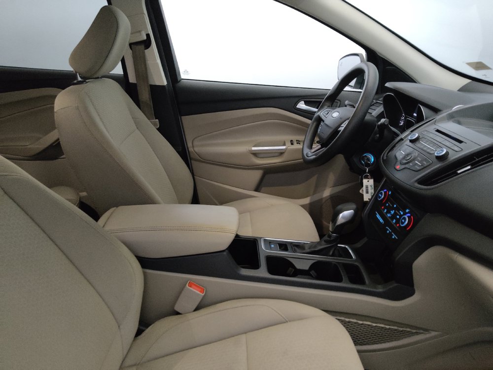 Used 2018 Ford Escape SE w/ Ford Safe & Smart Package AWD/4WD image 21