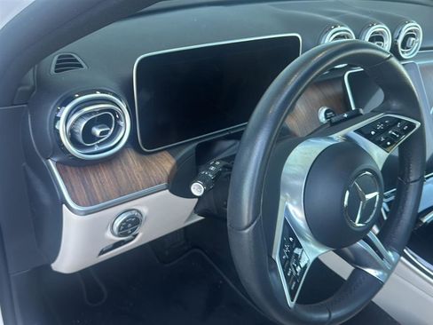 Used 2023 Mercedes-Benz C 300 Sedan image 5