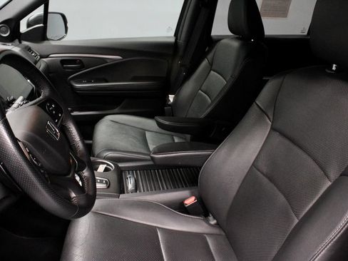 Used 2023 Honda Passport EX-L image 24