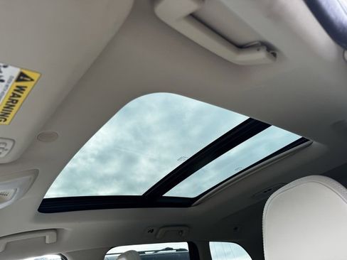 Used 2011 Volvo XC60 T6 image 6