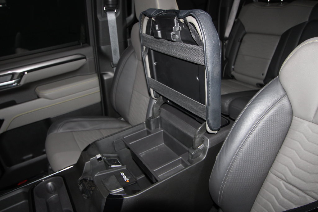 Used 2025 Chevrolet Silverado 2500 ZR2 w/ Technology Package AWD/4WD image 23