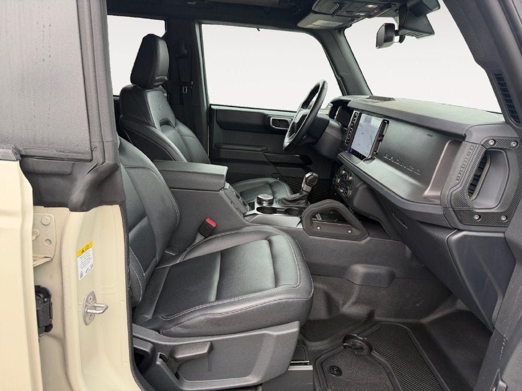 Used 2025 Ford Bronco Badlands AWD/4WD image 25