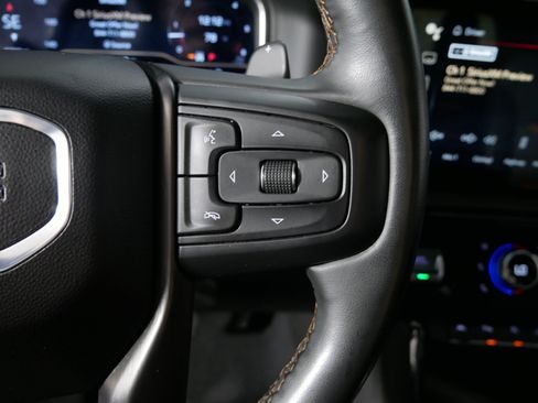 Used 2023 GMC Sierra 1500 AT4 w/ AT4 Premium Package AWD/4WD image 28