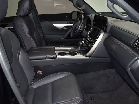 Used 2023 Lexus LX 600 F Sport image 24