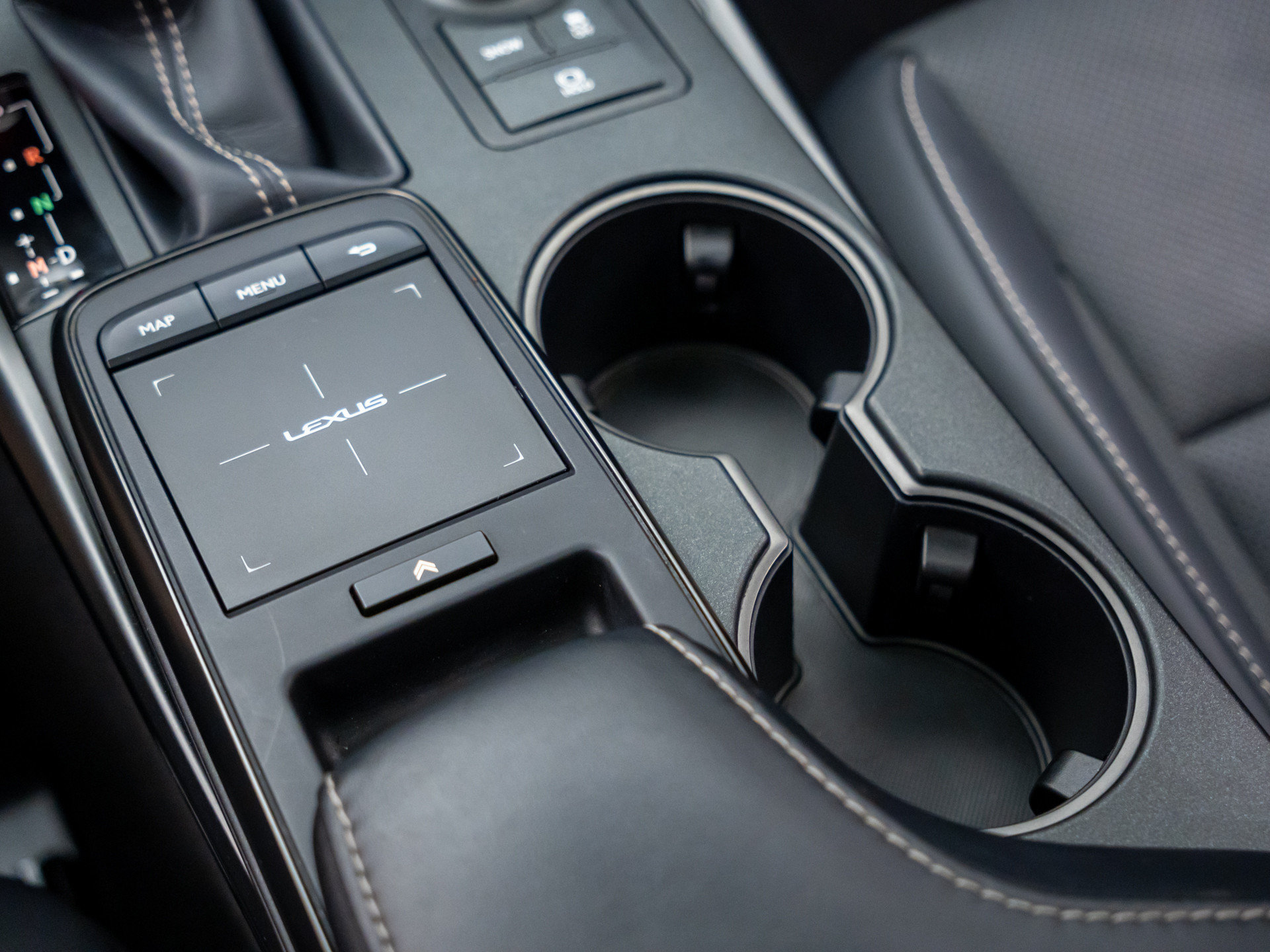 Used 2022 Lexus IS 500 RWD image 28