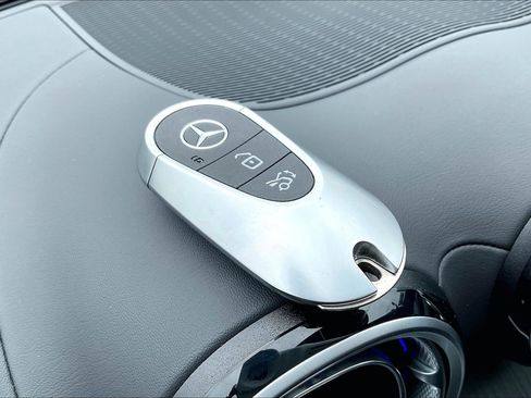 Used 2024 Mercedes-Benz CLE 450 4MATIC Coupe image 14