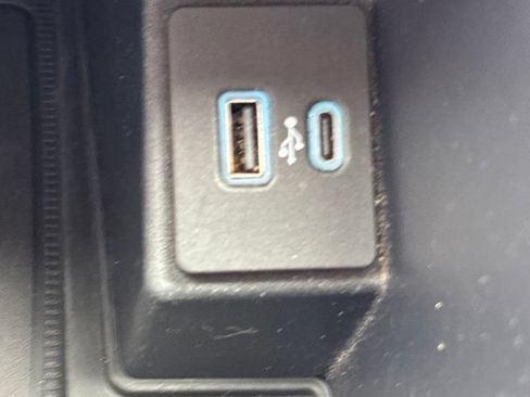 Used 2024 Ford Edge SEL w/ Convenience Package AWD/4WD image 23