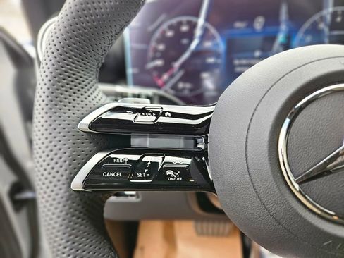 New 2026 Mercedes-Benz GLC 300 4MATIC image 25
