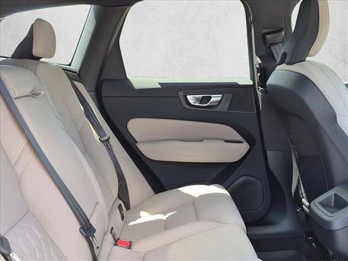 Used 2026 Volvo XC60 B5 Core AWD/4WD image 22