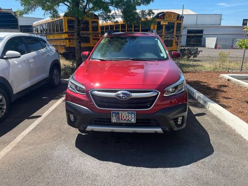 Used 2020 Subaru Outback Limited w/ Popular Package #2 AWD/4WD image 1
