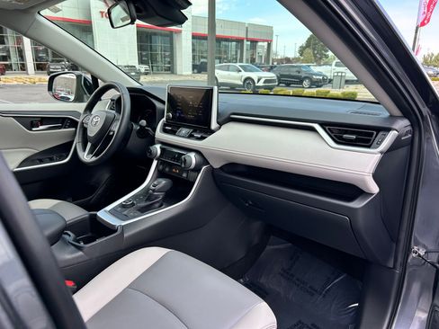 Certified 2023 Toyota RAV4 XLE Premium AWD/4WD image 28