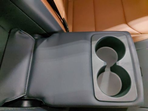 Used 2024 Ford Maverick Lariat image 13