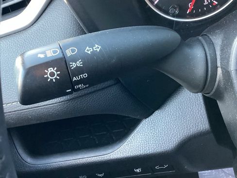 Used 2022 Toyota RAV4 XLE w/ Convenience Package AWD/4WD image 25