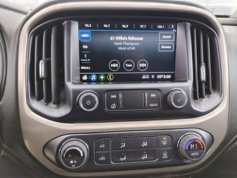 Used 2022 GMC Canyon AT4 image 18