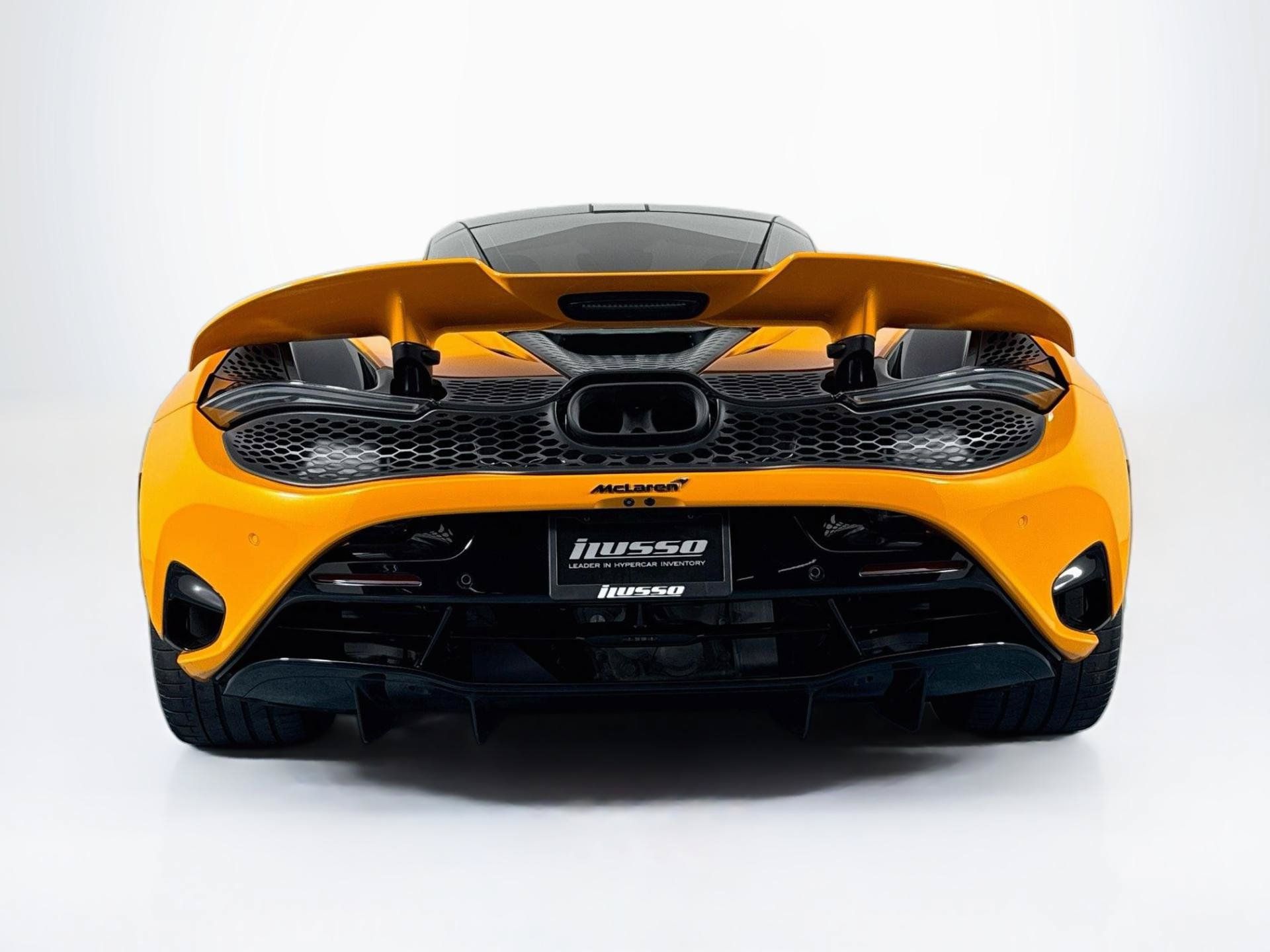 Used 2025 McLaren 750S RWD image 6