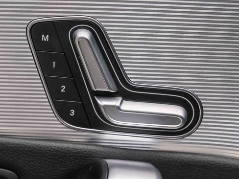 Used 2022 Mercedes-Benz CLA 250 image 23