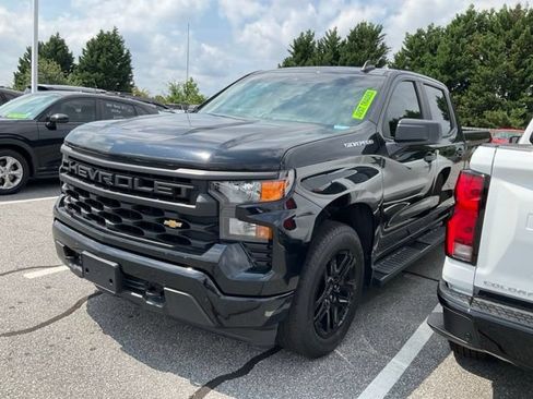 Used 2022 Chevrolet Silverado 1500 Custom RWD image 3