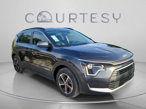 New 2026 Kia Niro LX FWD image 4