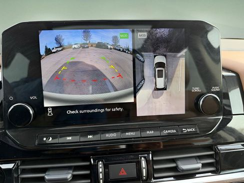 Certified 2025 Nissan Pathfinder Platinum w/ Cargo Package image 21