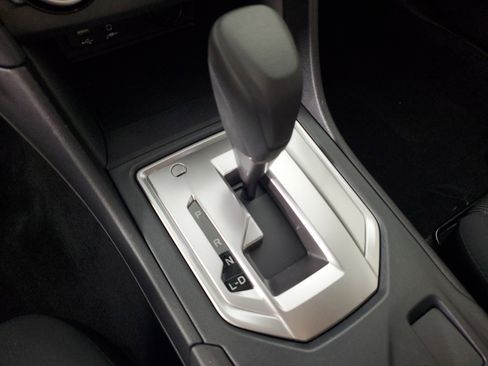 Used 2023 Subaru Crosstrek 2.0i image 18