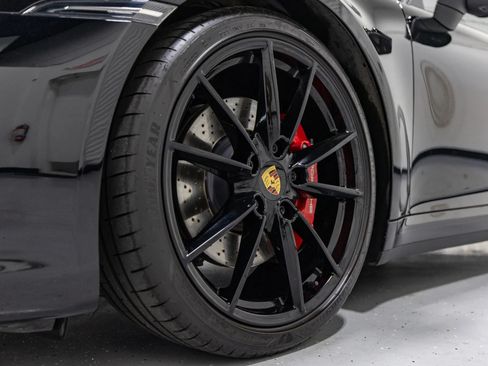 Used 2020 Porsche 911 Carrera S RWD image 6