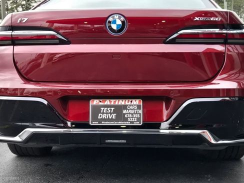 Used 2023 BMW i7 xDrive60 image 9