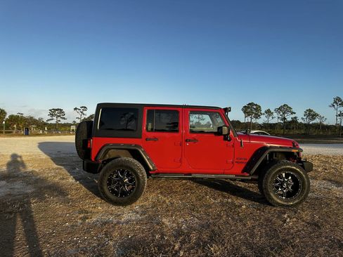 Used 2014 Jeep Wrangler Unlimited Sport w/ Quick Order Package 24S image 4