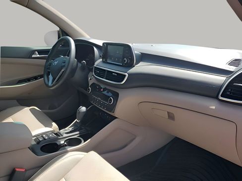 Used 2021 Hyundai Tucson Limited image 14