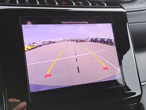 New 2025 Jeep Grand Cherokee Altitude image 10