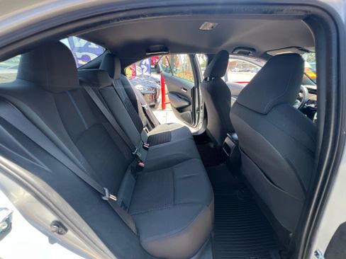 Used 2020 Toyota Corolla SE FWD image 27