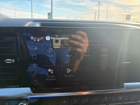 New 2026 GMC Sierra 1500 Elevation image 17